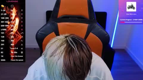 Laia online show from October 2025 01:50:02 AM