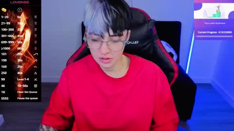 Laia online show from November 2025 11:16:02 PM