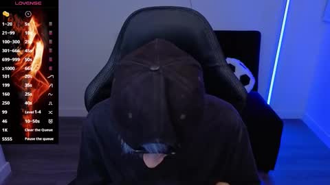 Laia online show from November 2025 11:26:02 PM