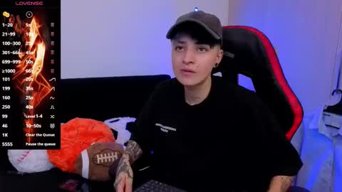 Laia online show from November 2025 11:08:02 PM