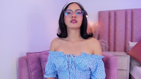 Lilyy  online show from April 2026 01:05:01 PM