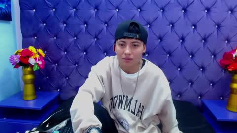 Snapshot of im_mathias chatting on January 2025 02:54:01 AM mathias online show from January 2025 02:54:01 AM