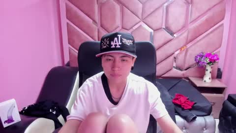 Snapshot of im_mathias chatting on January 2025 05:15:02 AM mathias online show from January 2025 05:15:02 AM