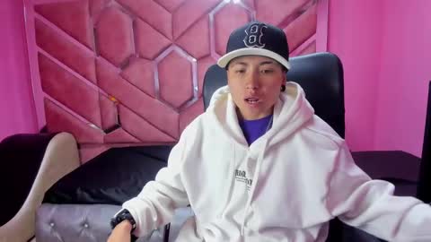 Snapshot of im_mathias chatting on January 2025 02:40:02 AM mathias online show from January 2025 02:40:02 AM