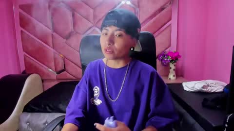 Snapshot of im_mathias chatting on January 2025 09:44:02 AM mathias online show from January 2025 09:44:02 AM