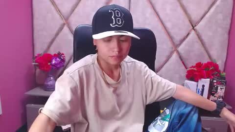 Snapshot of im_mathias chatting on February 2025 06:44:01 AM mathias online show from February 2025 06:44:01 AM