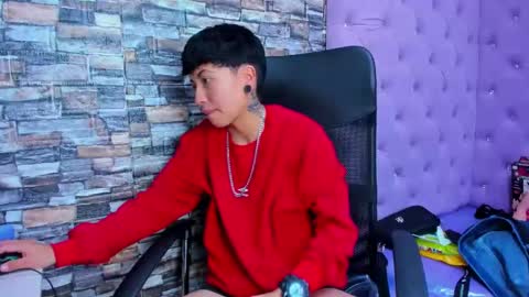 Snapshot of im_mathias chatting on February 2025 05:42:02 AM mathias online show from February 2025 05:42:02 AM