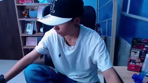 Snapshot of im_mathias chatting on March 2025 03:24:01 AM mathias online show from March 2025 03:24:01 AM