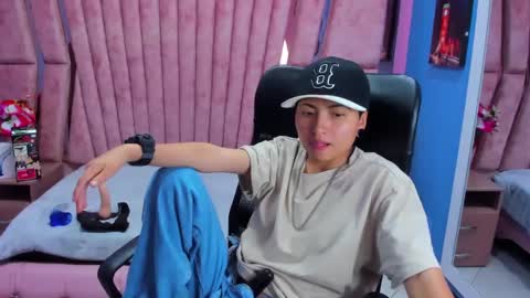 Snapshot of im_mathias chatting on March 2025 03:37:02 AM mathias online show from March 2025 03:37:02 AM