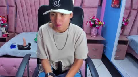 Snapshot of im_mathias chatting on March 2025 07:58:02 AM mathias online show from March 2025 07:58:02 AM