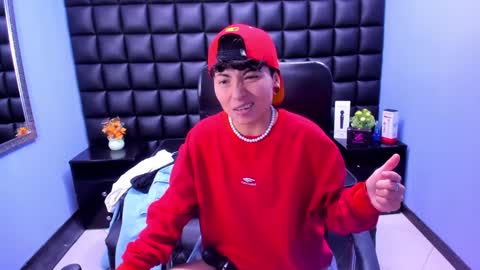 Snapshot of im_mathias chatting on September 2025 08:20:02 PM mathias online show from September 2025 08:20:02 PM