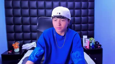 Snapshot of im_mathias chatting on September 2025 04:34:01 PM mathias online show from September 2025 04:34:01 PM