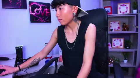 Snapshot of im_mathias chatting on October 2025 03:42:02 AM mathias online show from October 2025 03:42:02 AM