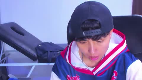 Snapshot of im_mathias chatting on February 2026 07:13:01 AM mathias online show from February 2026 07:13:01 AM