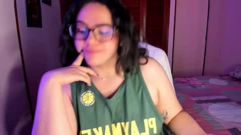 Snapshot of im_meii chatting on November 2025 02:50:01 PM mei mei uwu online show from November 2025 02:50:01 PM