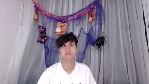 milan online show from October 2025 03:39:02 AM