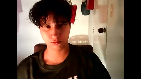 milan online show from November 2025 02:56:02 AM