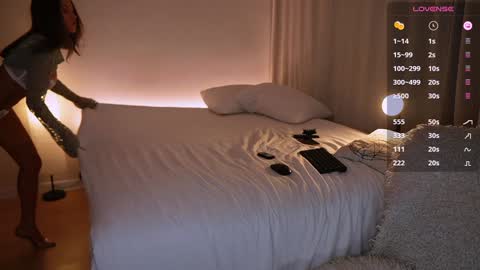 Snapshot of im_milla chatting on January 2025 07:42:02 PM Milla online show from January 2025 07:42:02 PM