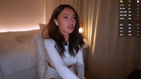 Snapshot of im_milla chatting on February 2025 02:27:01 PM Milla online show from February 2025 02:27:01 PM