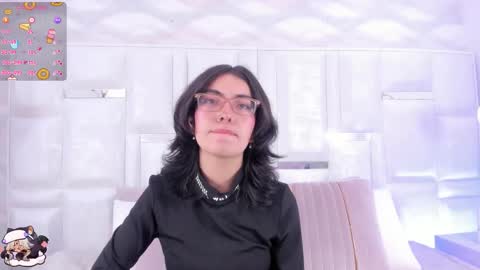 Moly  online show from November 2025 08:07:01 PM