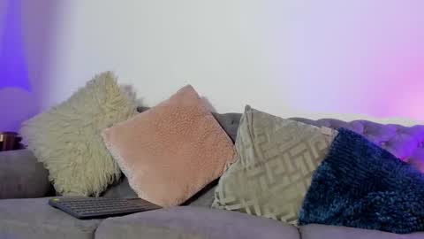 Salo online show from March 2026 09:31:02 PM