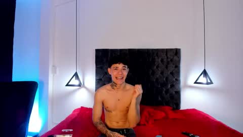 Snapshot of im_seven_ chatting on March 2026 07:15:01 AM Seven online show from March 2026 07:15:01 AM