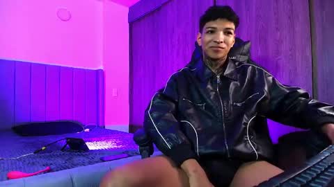 im_usuga online show from April 2026 03:53:01 AM