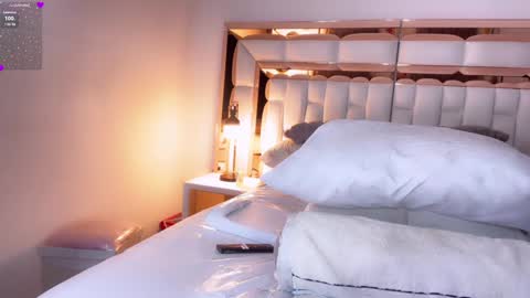 daniella online show from February 2025 03:43:02 AM