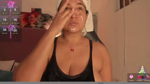 Snapshot of imacwenn_ chatting on December 2024 01:25:01 PM Sofia online show from December 2024 01:25:01 PM