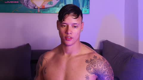 Snapshot of imconor chatting on December 2025 08:27:01 PM imconor online show from December 2025 08:27:01 PM