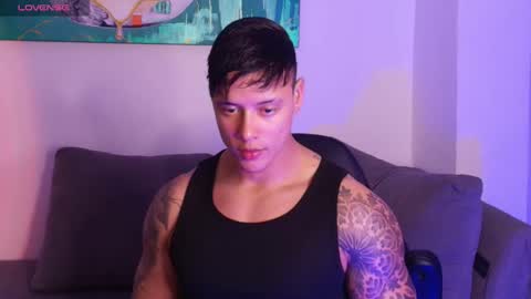 Snapshot of imconor chatting on December 2025 10:18:02 PM imconor online show from December 2025 10:18:02 PM