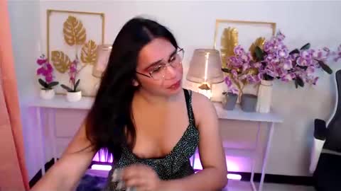 Ashley online show from January 2025 08:10:01 PM