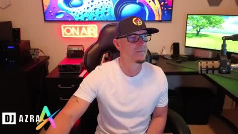 DJ Azra online show from December 2024 02:13:02 PM