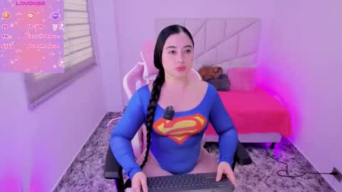  independient model online show from November 2025 11:43:02 AM