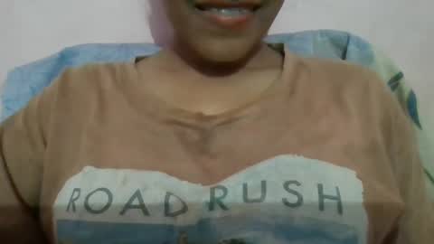 Snapshot of imlovelyrose chatting on December 2024 04:20:02 PM ROSE online show from December 2024 04:20:02 PM