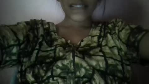 Snapshot of imlovelyrose chatting on December 2024 03:01:02 AM ROSE online show from December 2024 03:01:02 AM