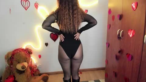 mia ---------  COL TIME online show from February 2026 10:42:01 PM