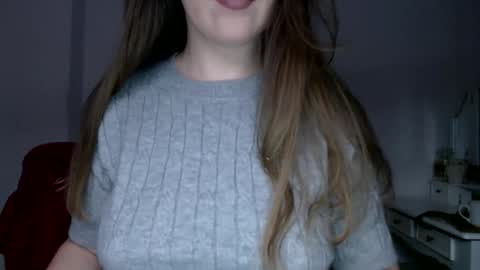 Snapshot of immouss chatting on November 2025 09:59:01 PM Pola online show from November 2025 09:59:01 PM