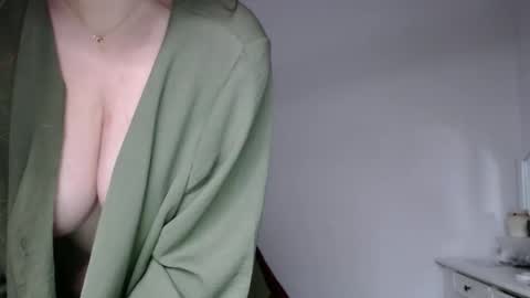 Snapshot of immouss chatting on February 2026 10:14:02 PM Pola online show from February 2026 10:14:02 PM