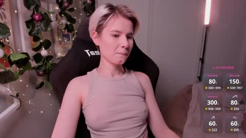 Mia online show from January 2025 08:22:01 PM