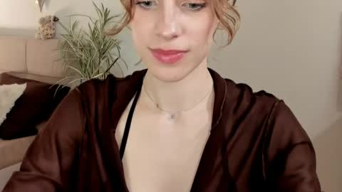 Snapshot of imogensy chatting on April 2026 04:44:01 PM my name Imo Fansly online show from April 2026 04:44:01 PM