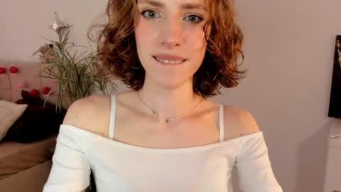 Snapshot of imogensy chatting on June 2026 02:19:01 PM my name Imo Fansly online show from June 2026 02:19:01 PM