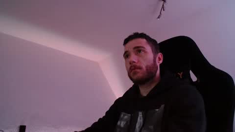 Flummi online show from November 2025 11:59:02 PM