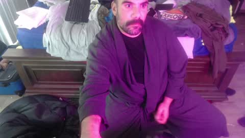 I use to be imeverythingandnothing online show from December 2024 04:12:02 PM