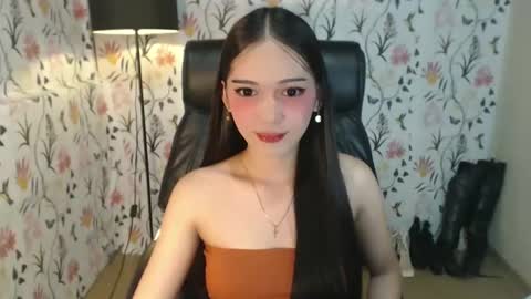 Snapshot of imyourlegalbaby chatting on February 2025 12:17:02 PM Aki online show from February 2025 12:17:02 PM