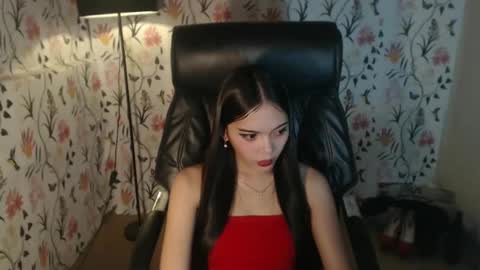 Snapshot of imyourlegalbaby chatting on March 2025 03:13:02 PM Aki online show from March 2025 03:13:02 PM