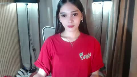 Snapshot of imyourlegalbaby chatting on October 2025 12:14:02 PM Aki online show from October 2025 12:14:02 PM