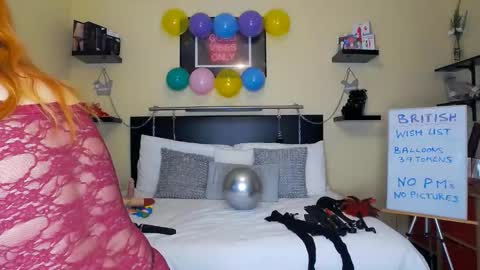 inannalove online show from November 2025 10:15:02 AM