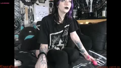 Inarafoxx online show from February 2025 03:23:02 AM