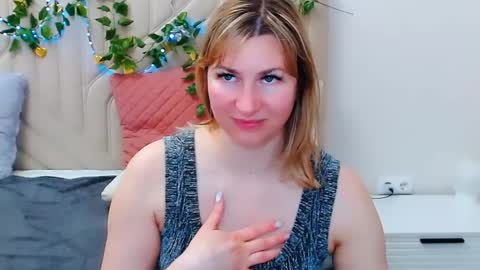 incredible_ariela online show from April 2026 12:37:01 AM